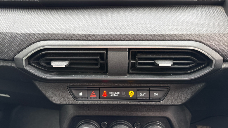 Dacia Jogger 1.0 TCe Essential 5dr Petrol Estate